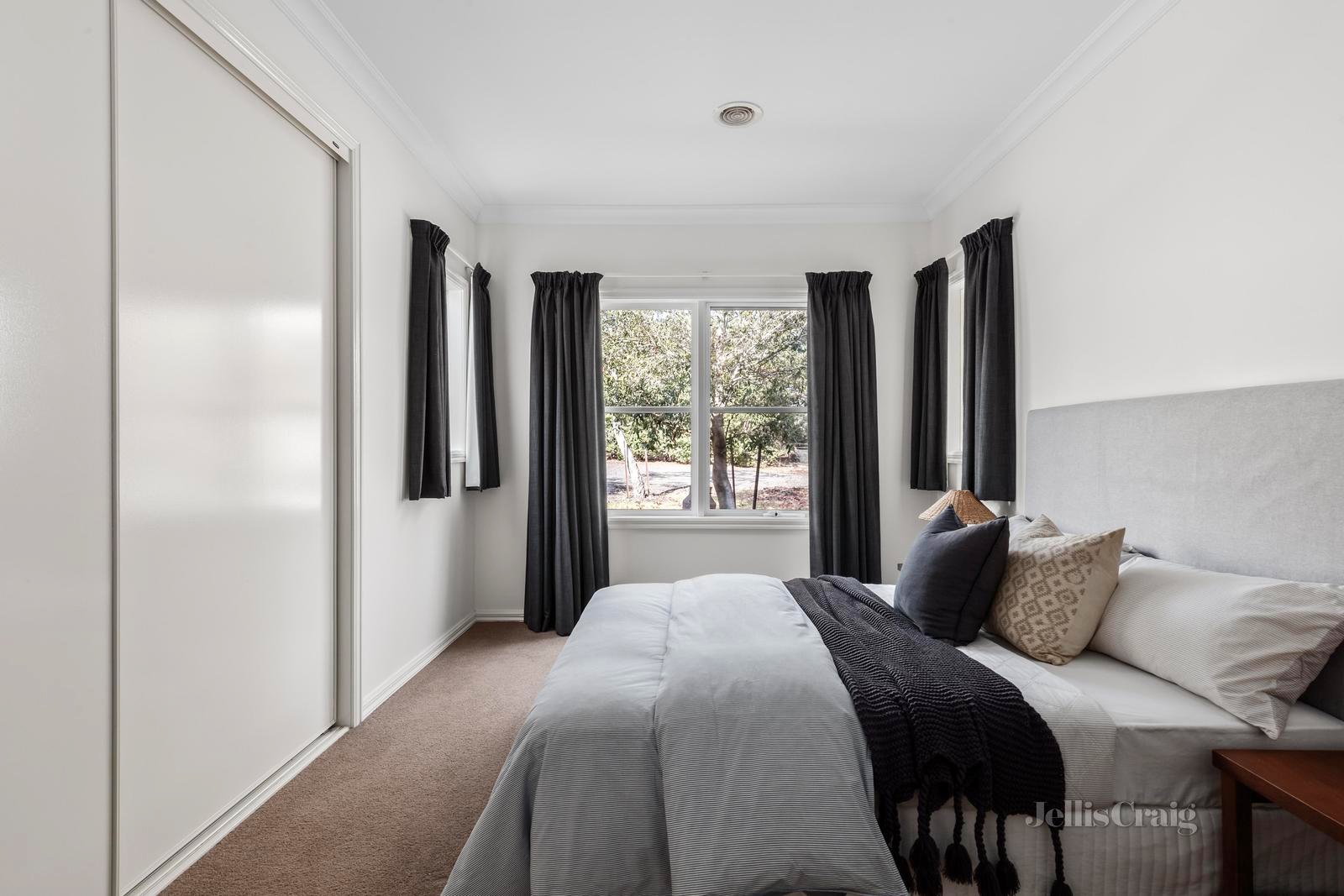13-23 Dawn Place, Wallington image 15