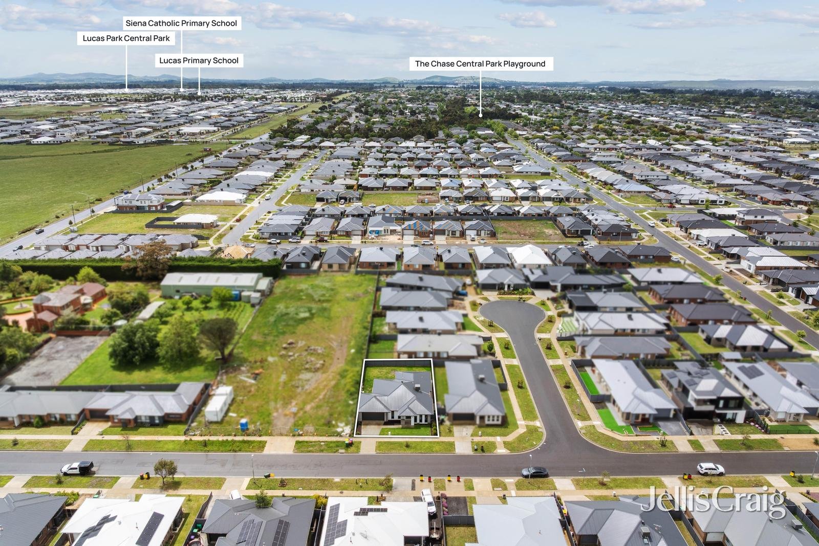 13 Adrianus Street, Alfredton image 7