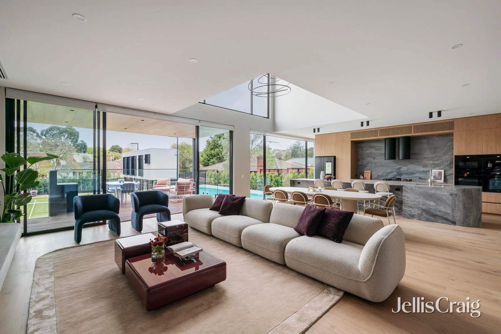 13 Allambee Avenue, Camberwell image 8