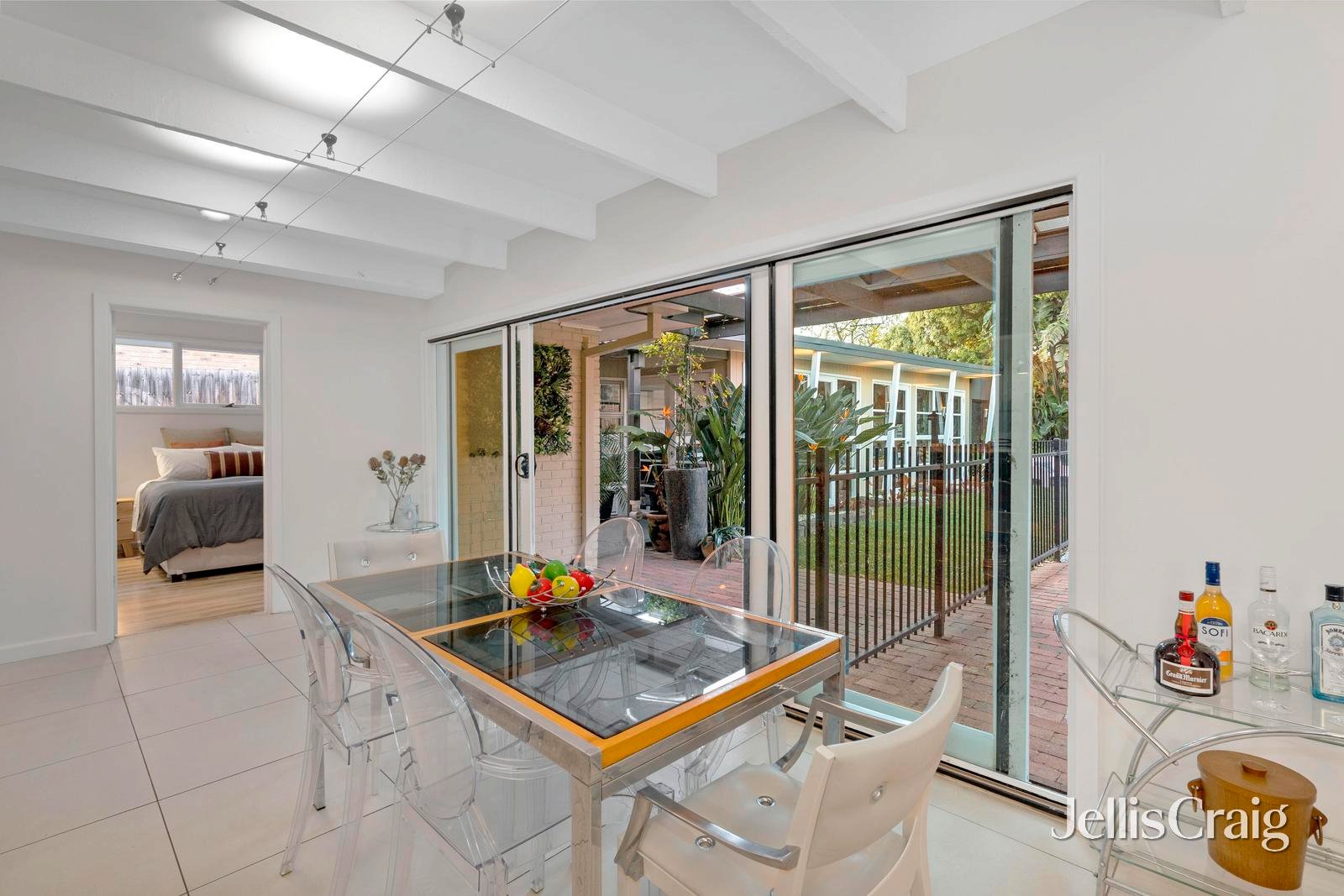 13 Allister Street, Mount Waverley image 4