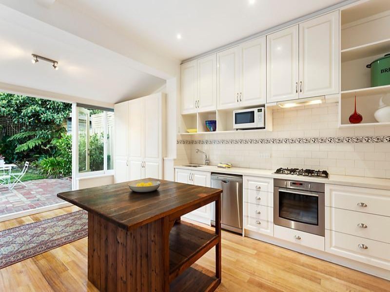 Property Gallery Thumbnail 3