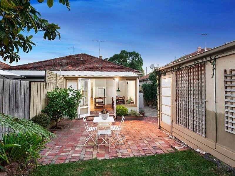 Property Gallery Thumbnail 13