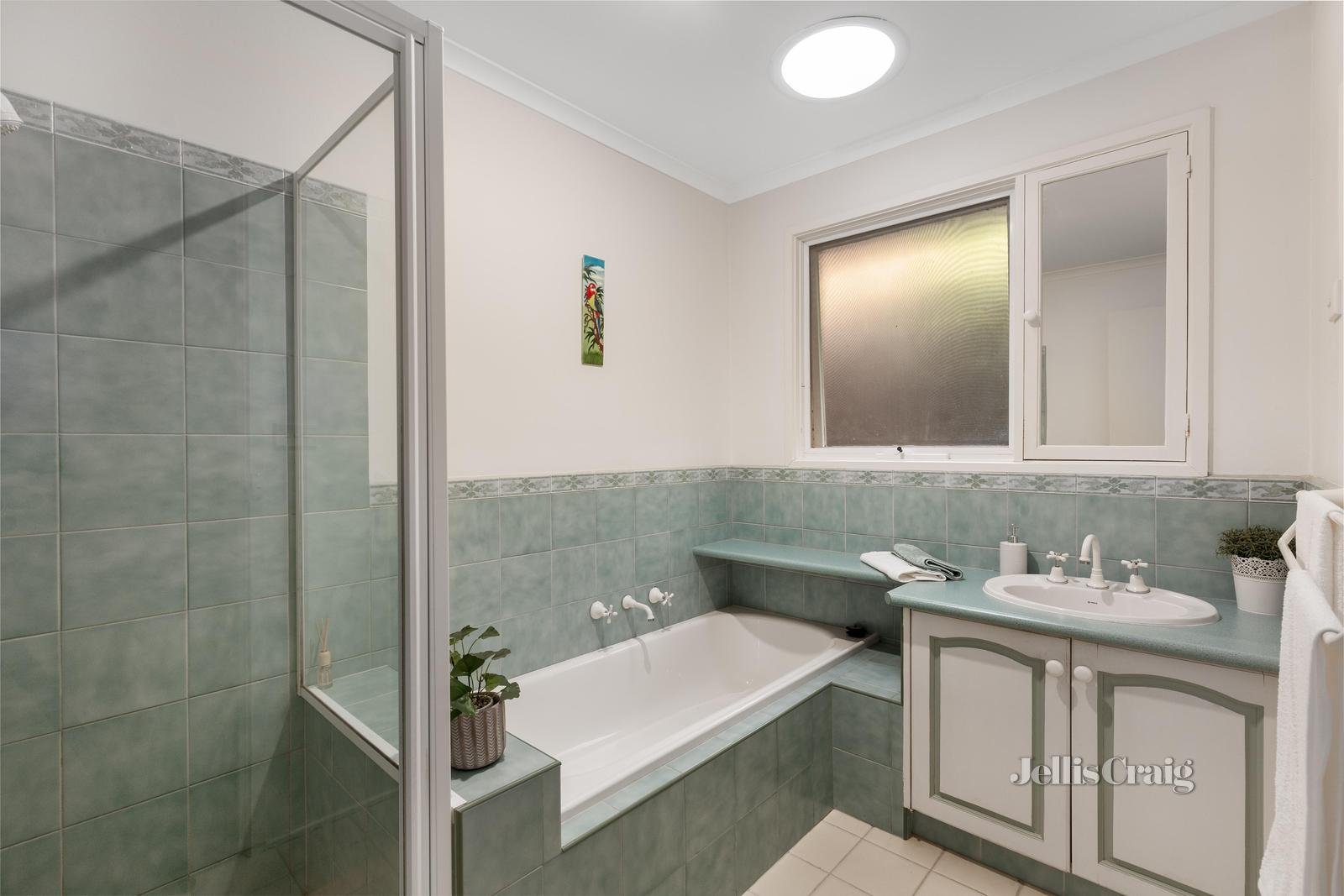 13 Alpha Court, Mitcham image 9