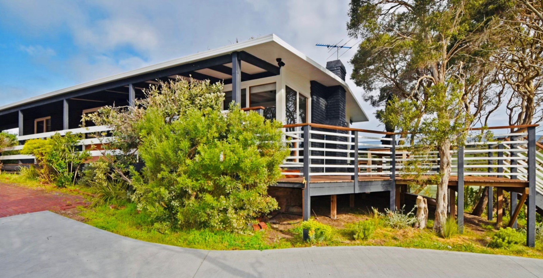 Property Gallery - Main Image