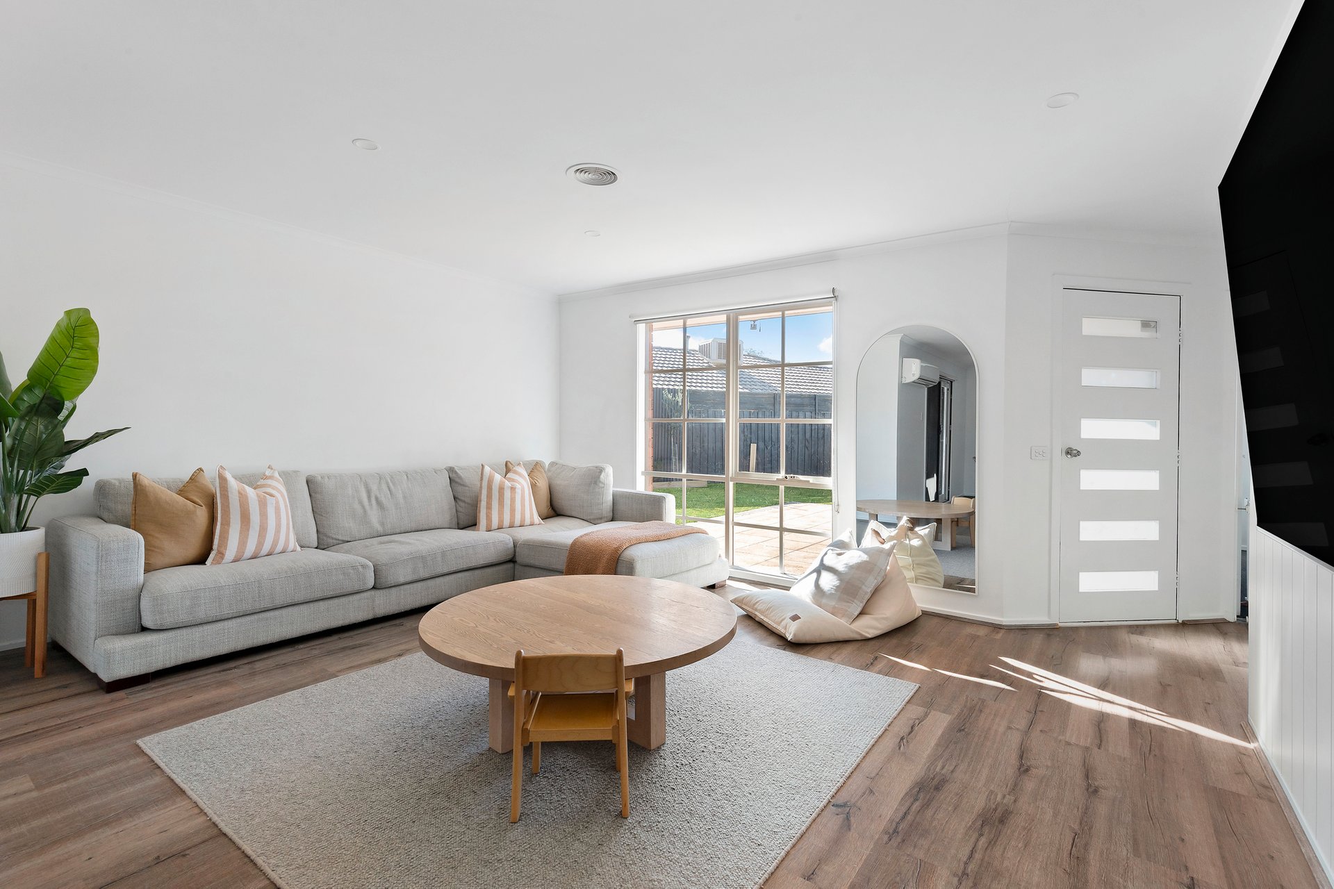 Property Gallery Thumbnail 4