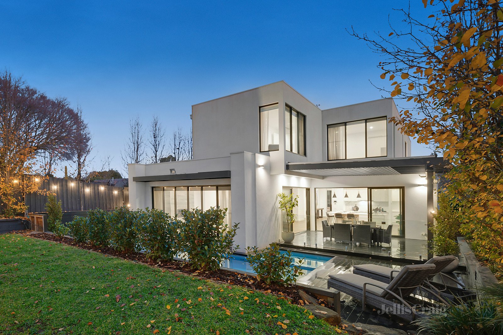 13 Aquila Street, Balwyn North image 12