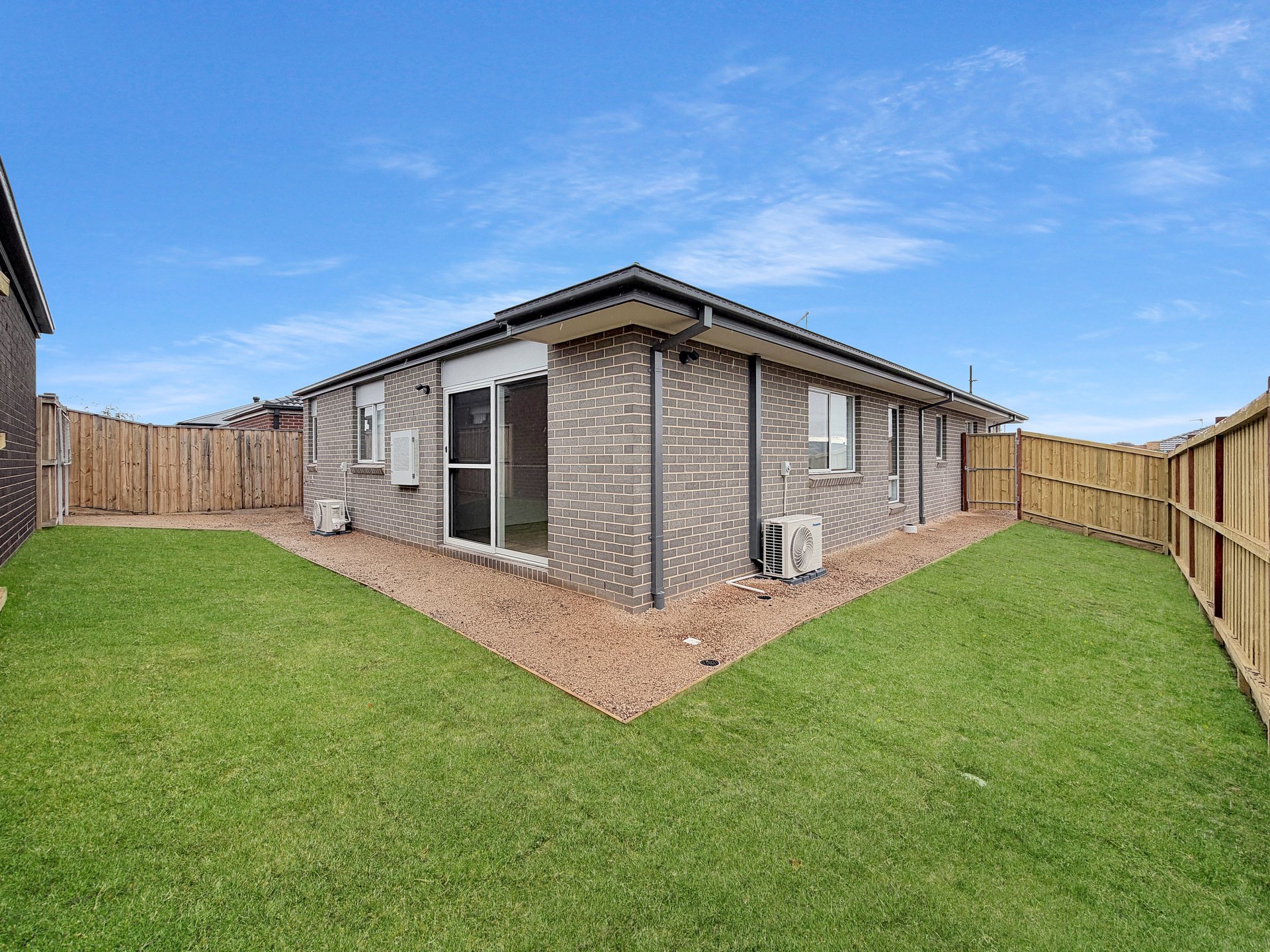 13 Ashfield Drive, Charlemont image 13