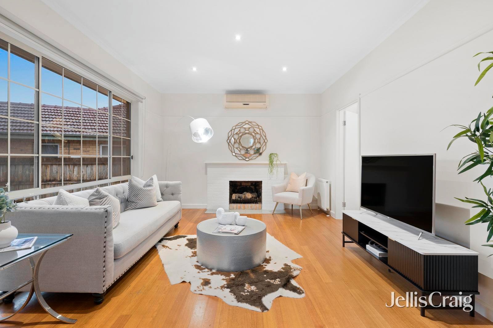 1/3 Ashleigh Court, Cheltenham image 2