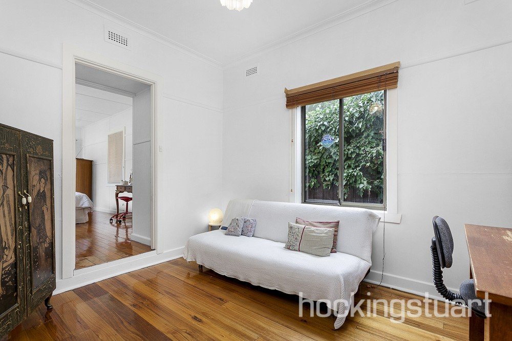 13 Asquith Street, Box Hill South image 5
