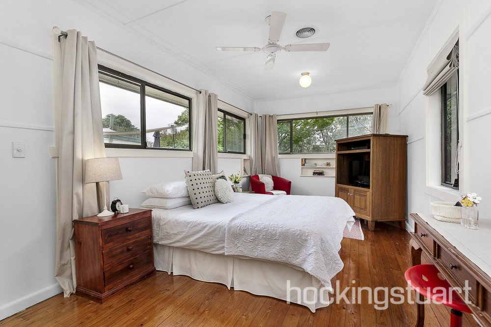 13 Asquith Street, Box Hill South image 6