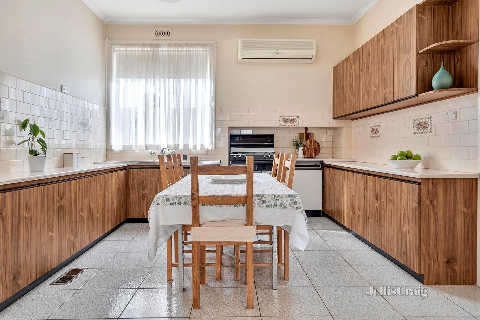 13 Balmoral Avenue, Pascoe Vale South image 4