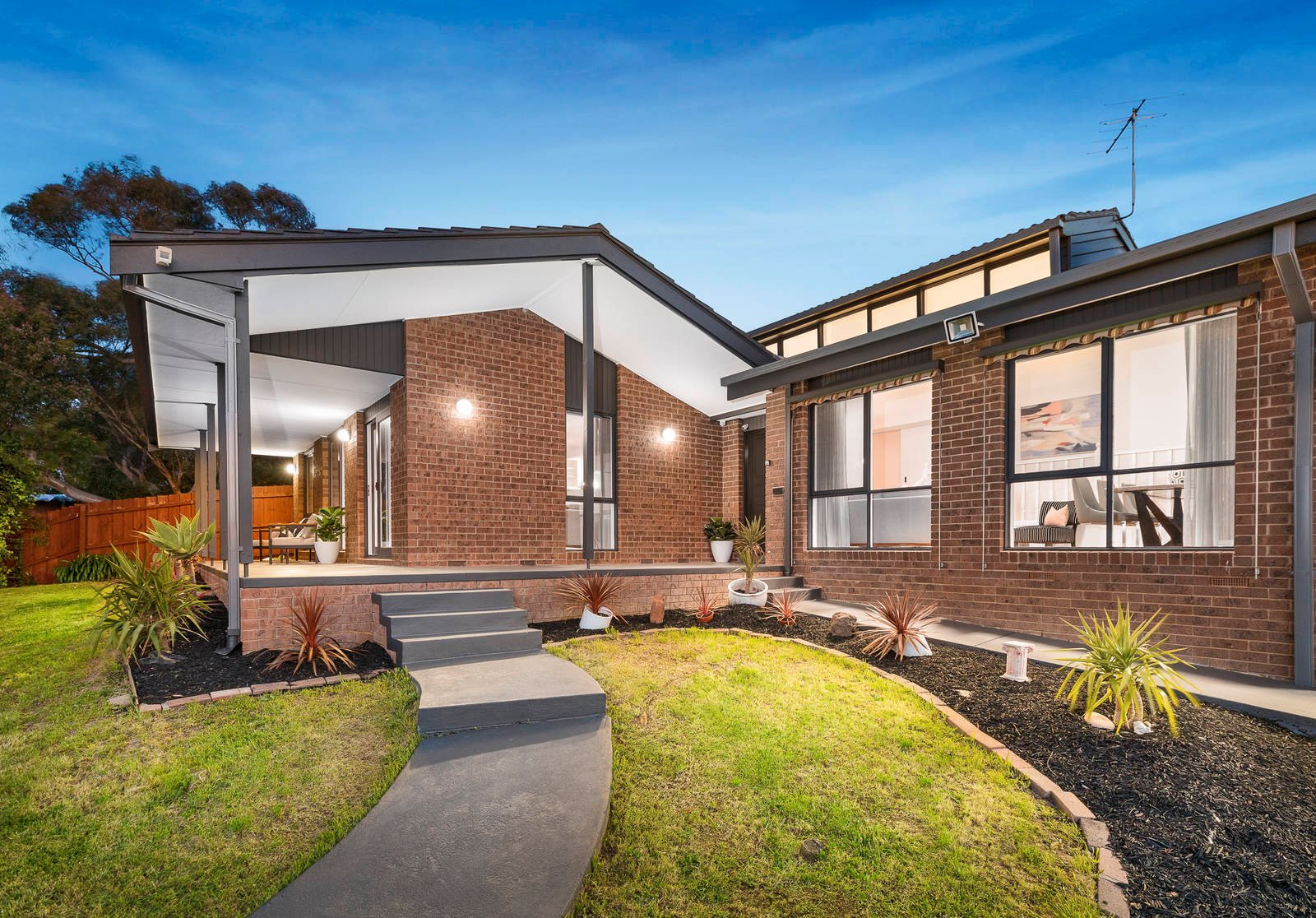 Property Gallery Thumbnail 10