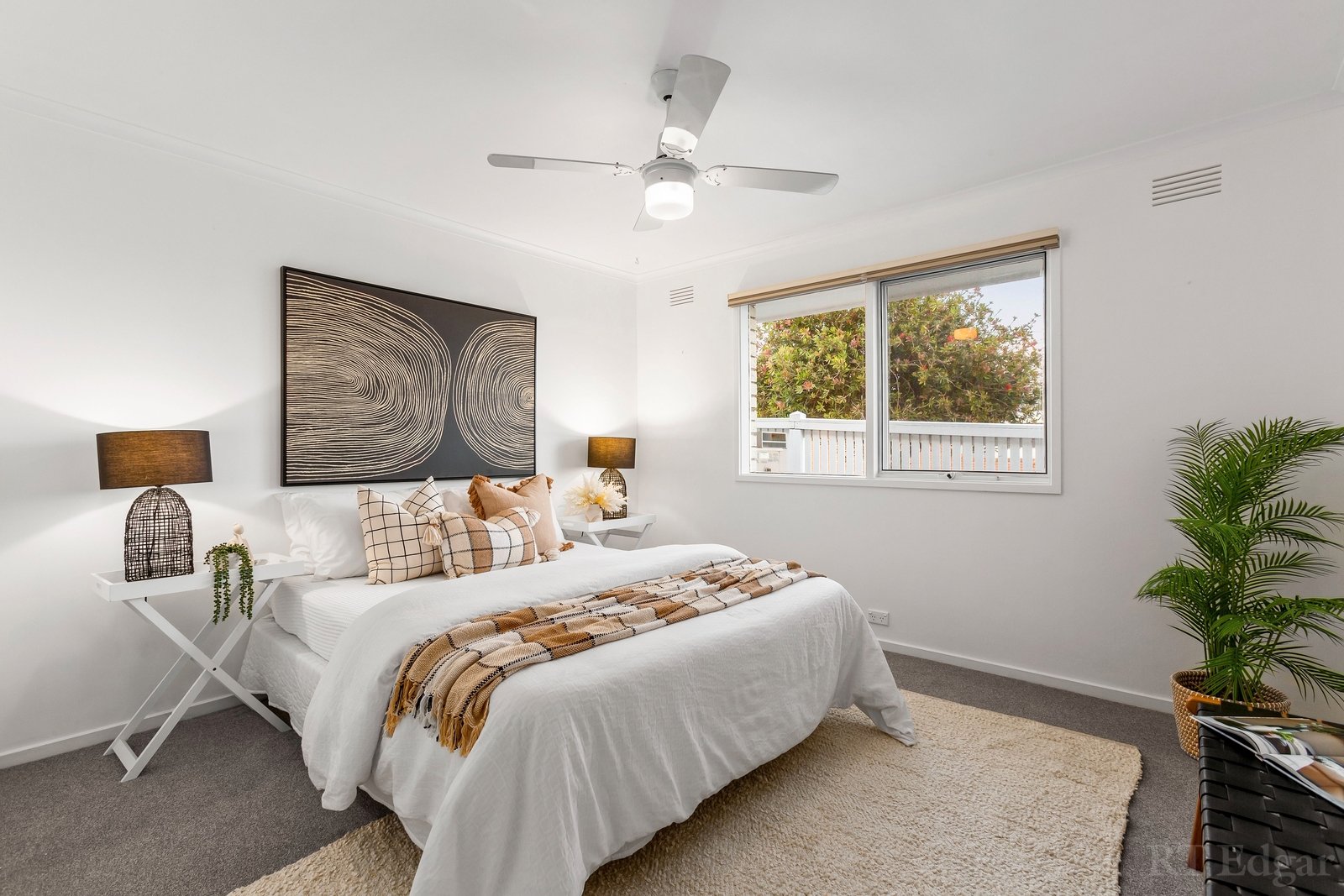 Property Gallery Thumbnail 12