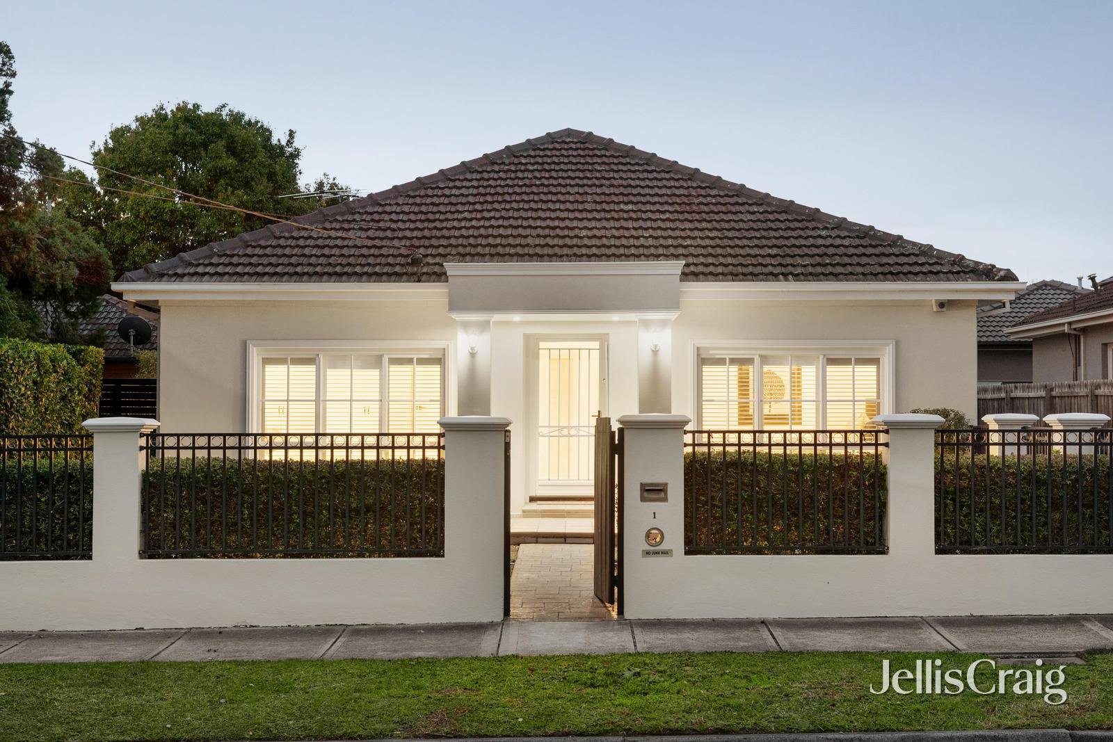 1/3 Barrani Street, Bentleigh&nbsp;East image 1