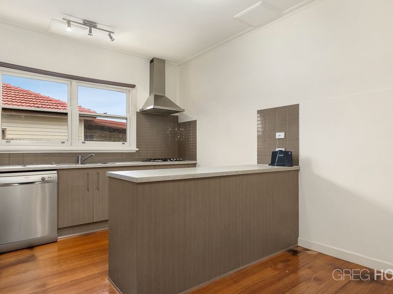 1/3 Begonia Avenue, Altona North image 3