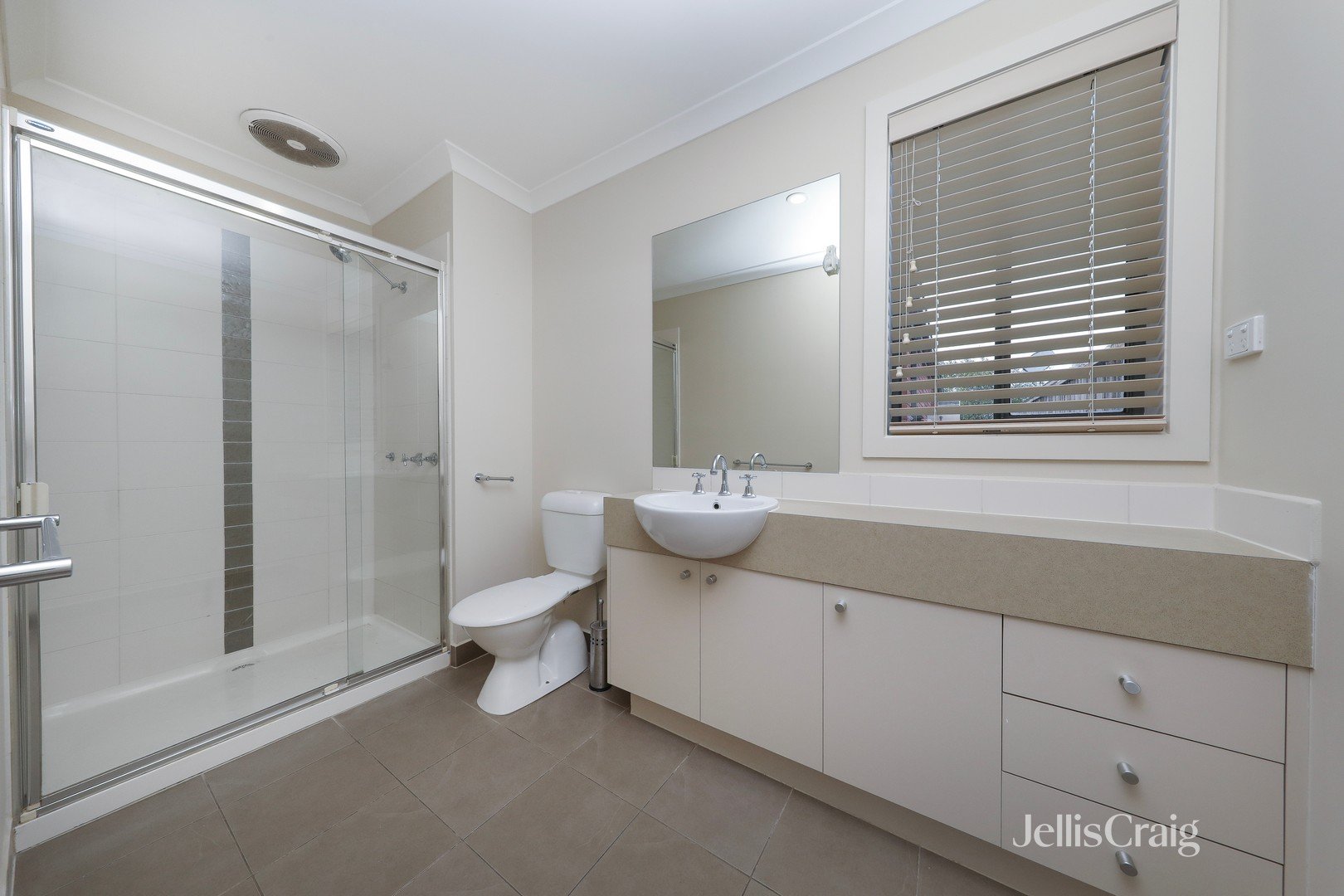 13 Bianca Boulevard, Tarneit image 11