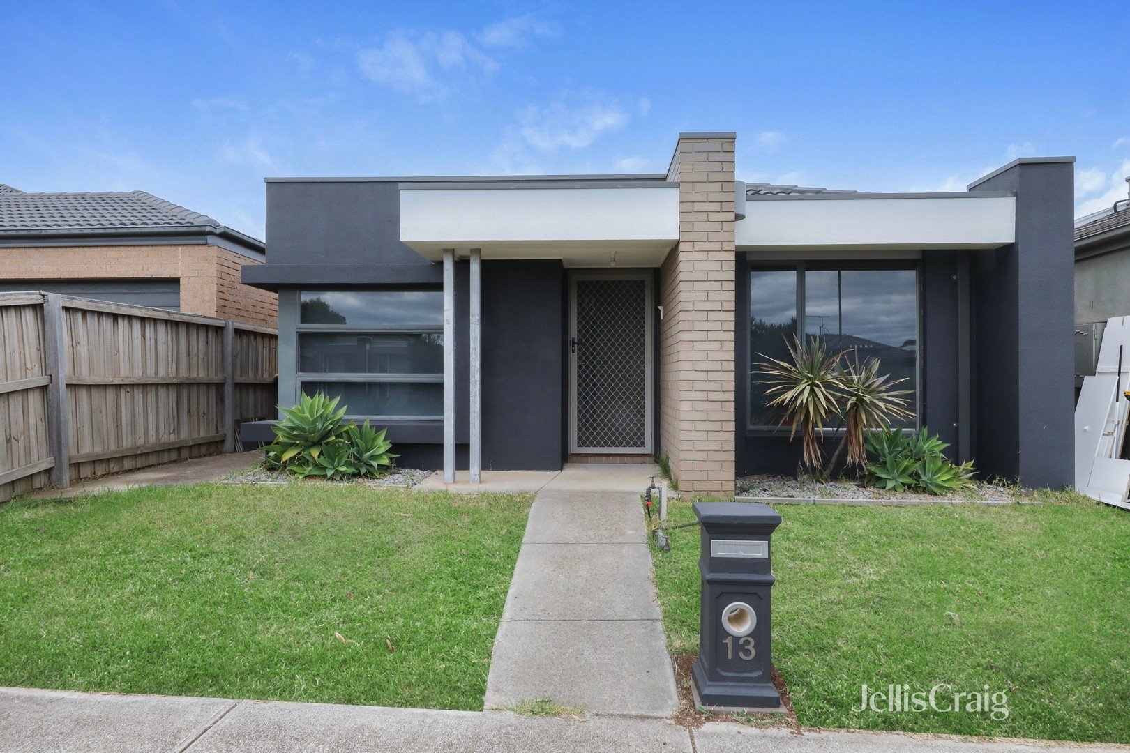 13 Bianca Boulevard, Tarneit image 1