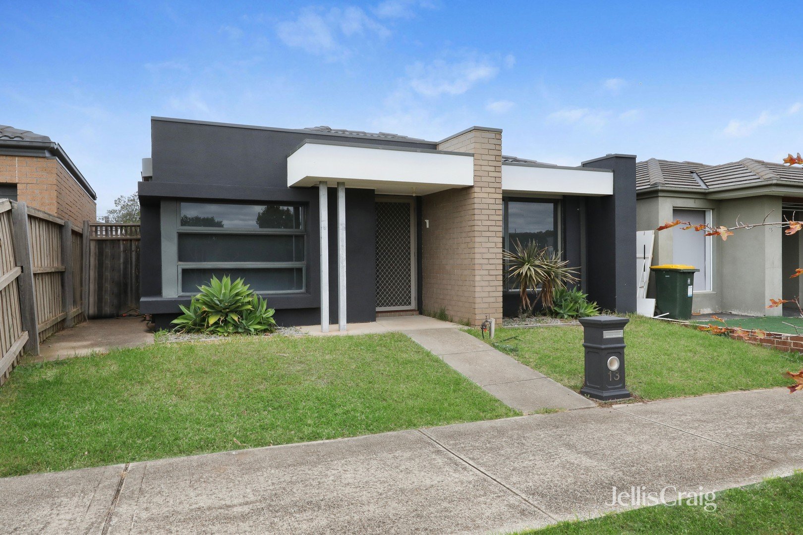 13 Bianca Boulevard, Tarneit image 2