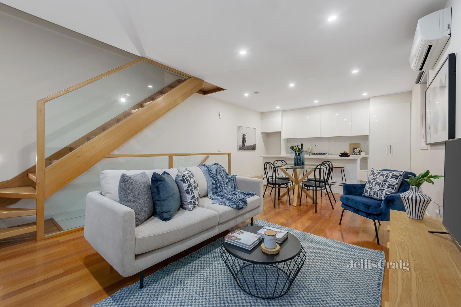 13 Bickford Lane, North Melbourne image 2