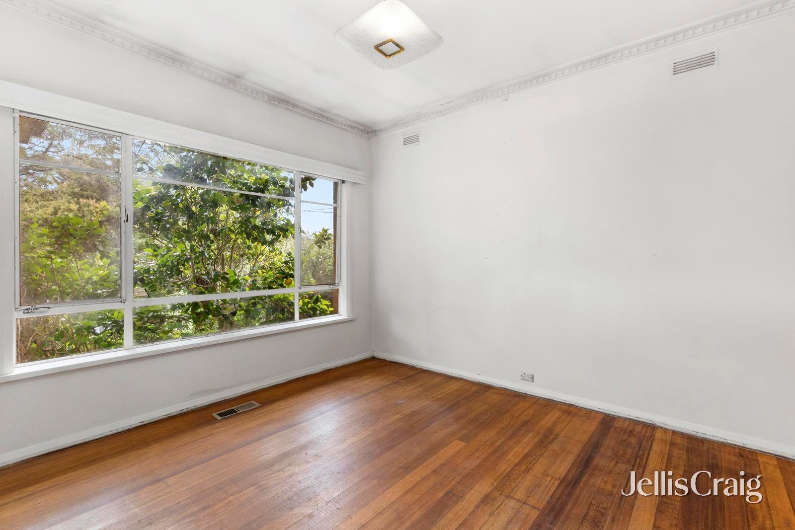 13 Billing Street, Mount&nbsp;Waverley image 8