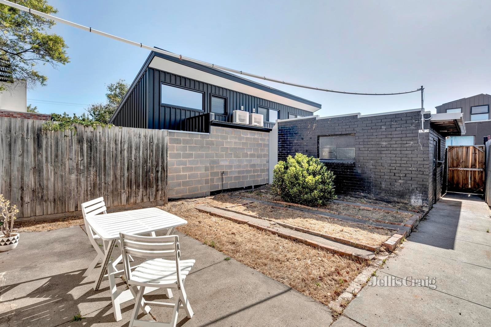 13 Blair Street, Brunswick image 11