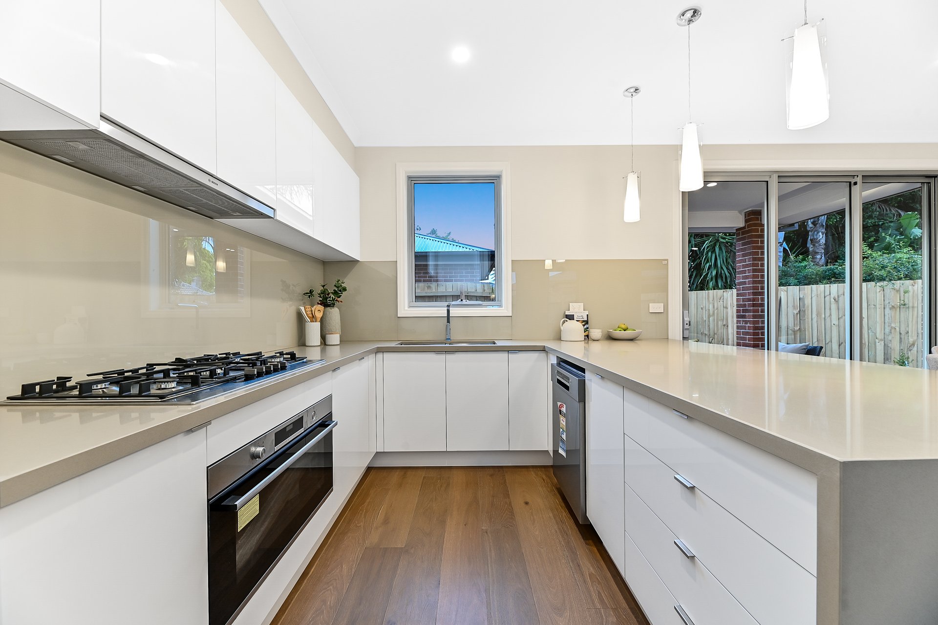 1/3 Boriska Court, Glen Waverley image 5