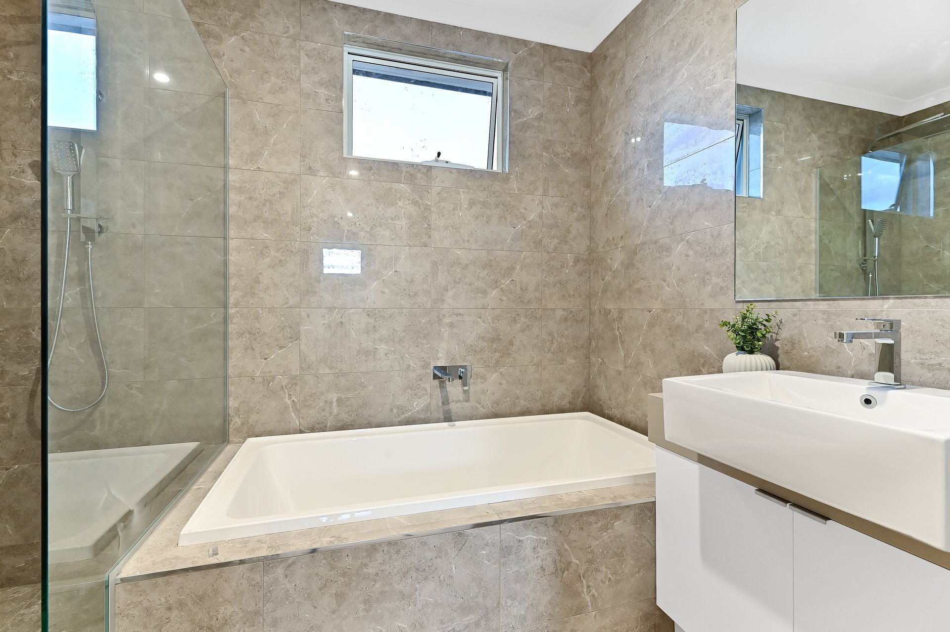 1/3 Boriska Court, Glen Waverley image 24