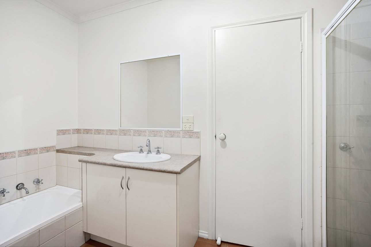 13 Bracknell Court, Lara image 6