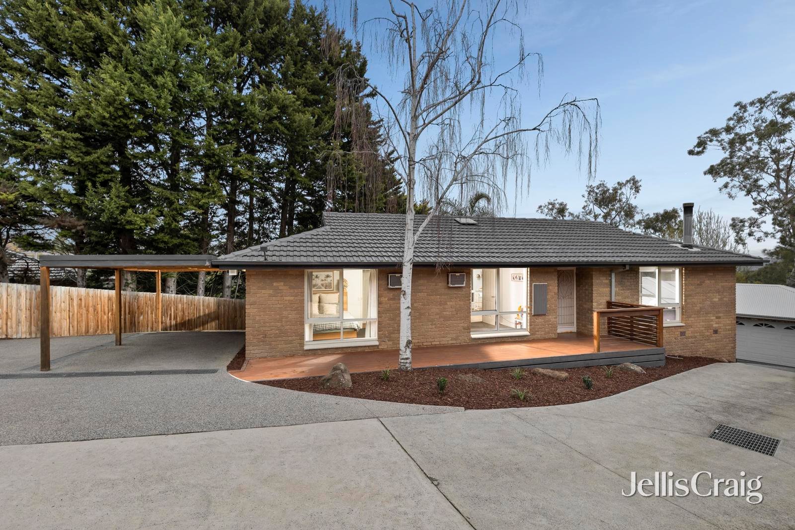 1/3 Brambleberry Lane, Chirnside Park image 1
