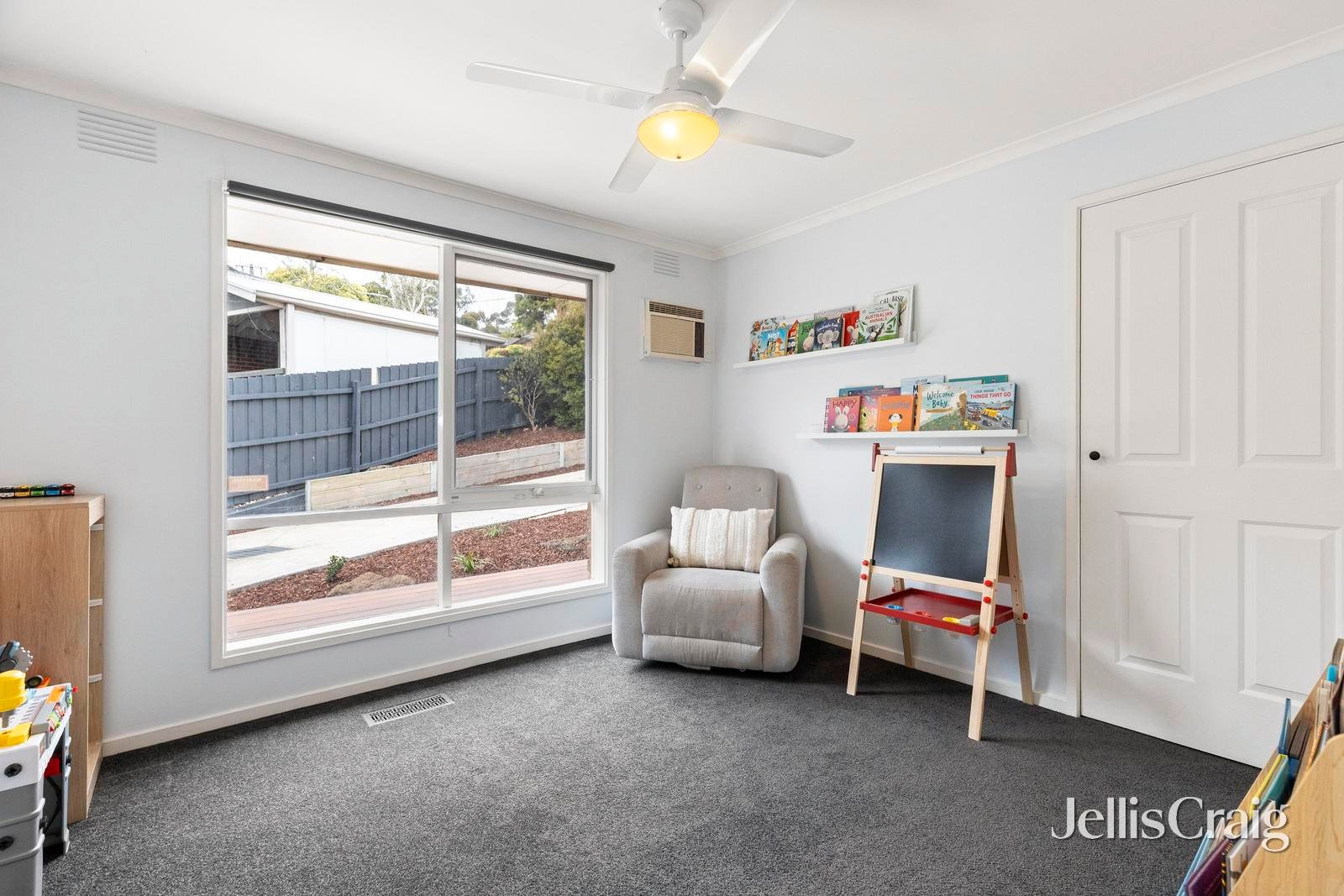 1/3 Brambleberry Lane, Chirnside Park image 9
