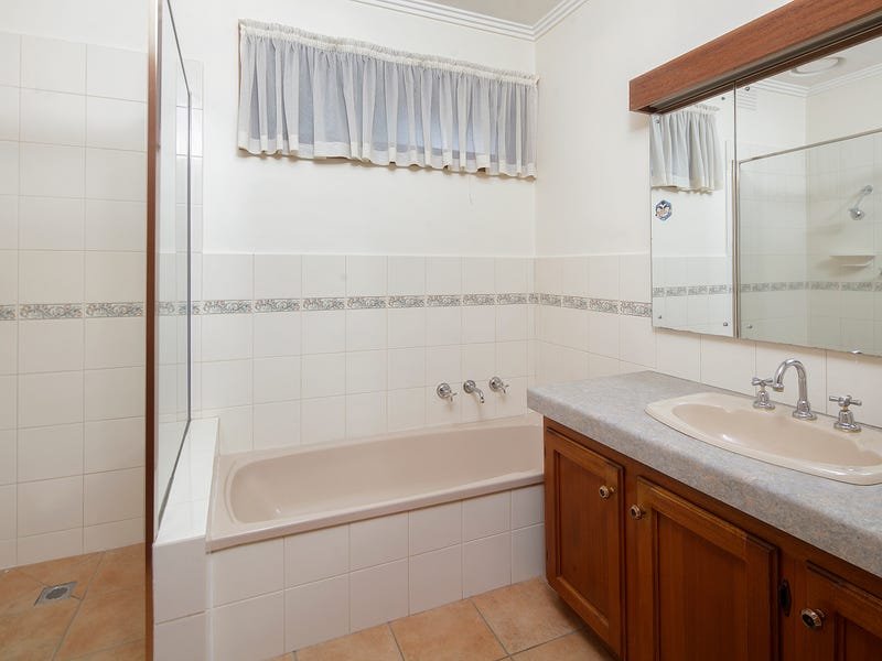 Property Gallery Thumbnail 19