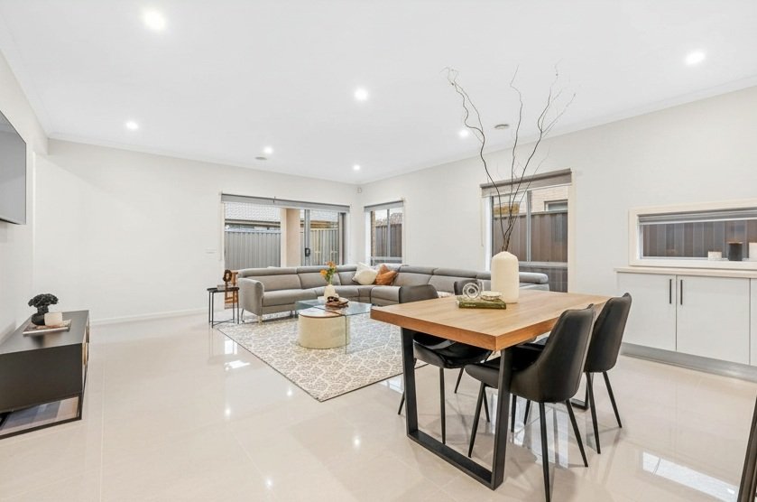 13 Brilliant Street, Roxburgh Park image 4