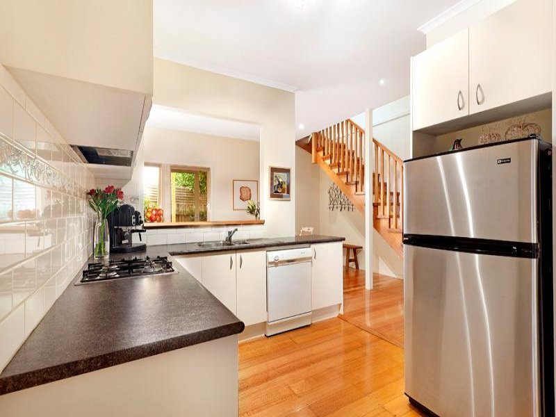 13 Byron Street, Box Hill South image 4