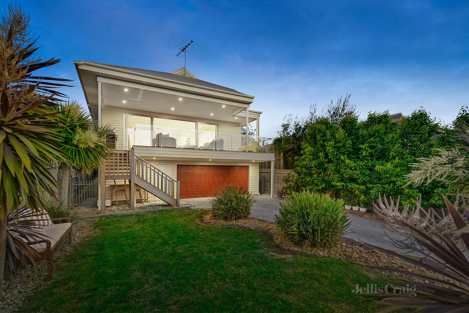 13 Byron Street, Canterbury image 8