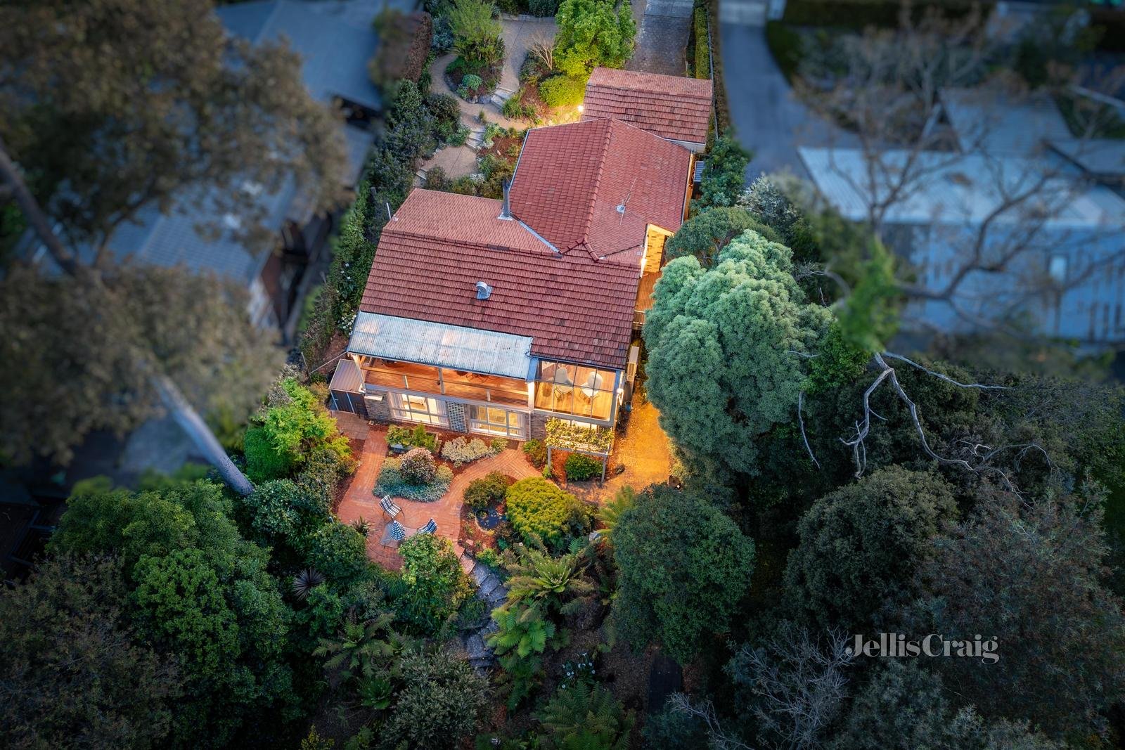 13 Byways Drive, Ringwood East image 18