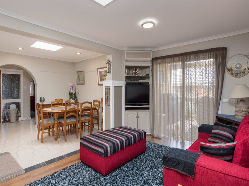 13 Campus Gate, Chirnside Park image 5