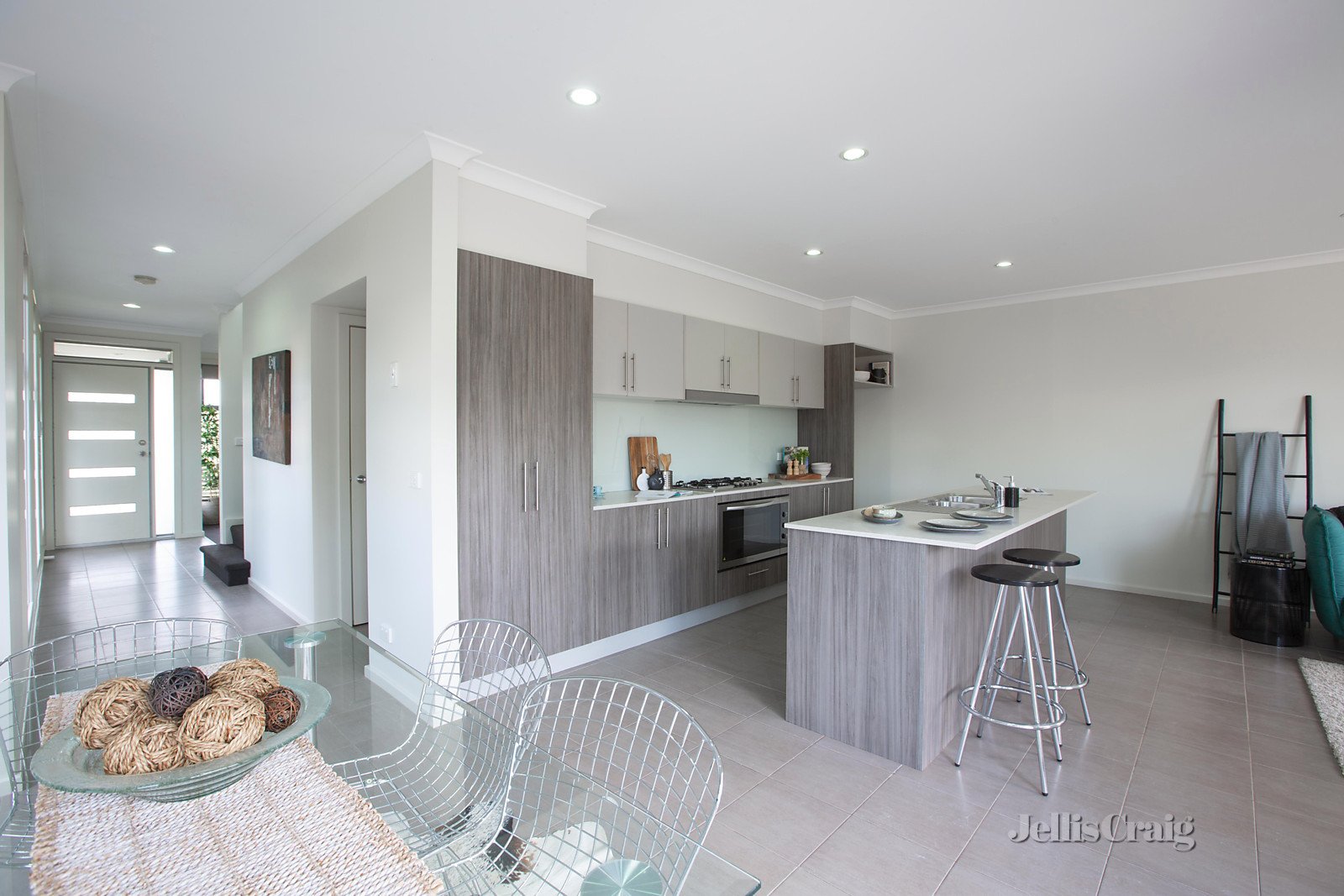 13 Carlow Walk, Lalor image 3