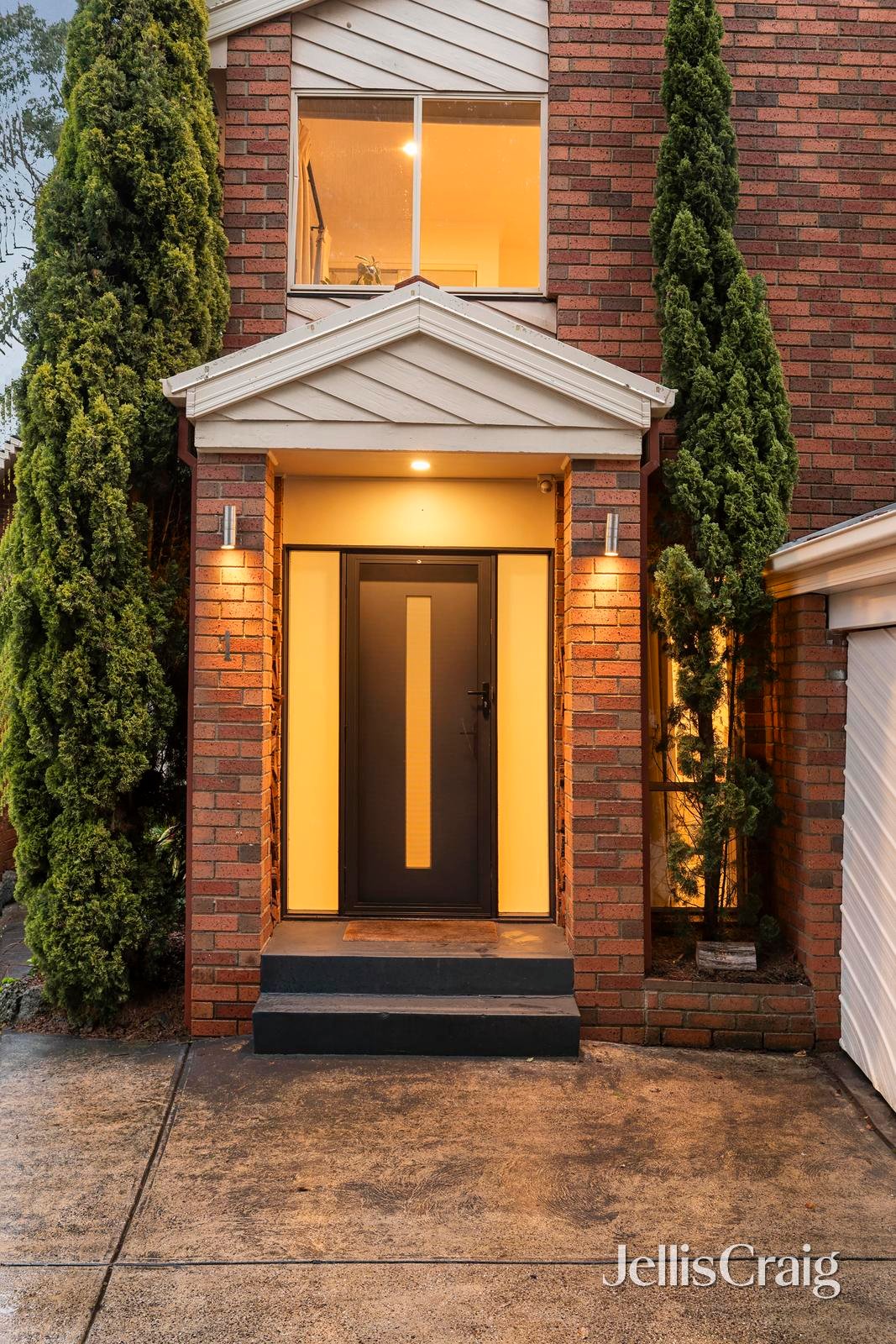 1/3 Carmen Close, Eltham image 2