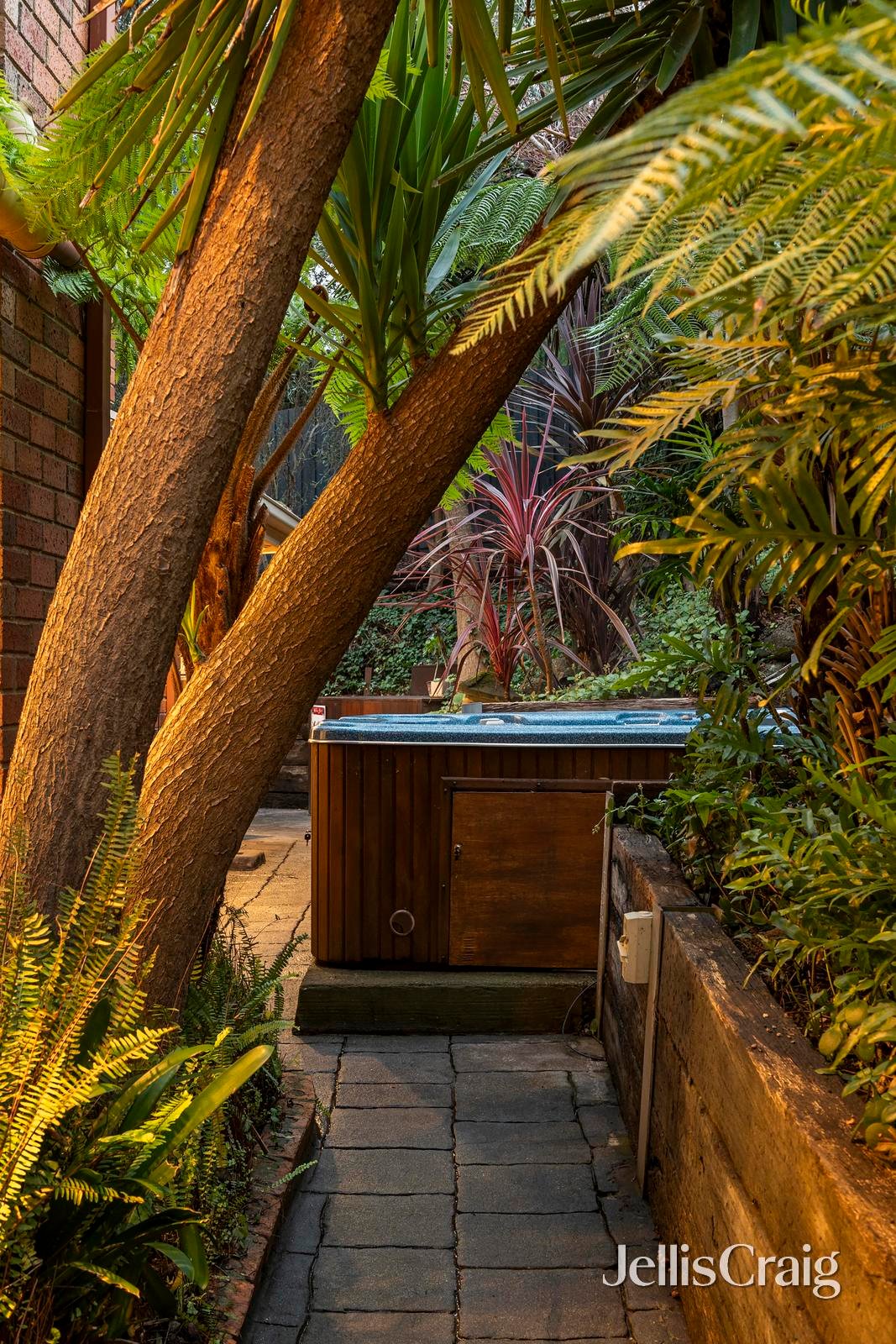 1/3 Carmen Close, Eltham image 18