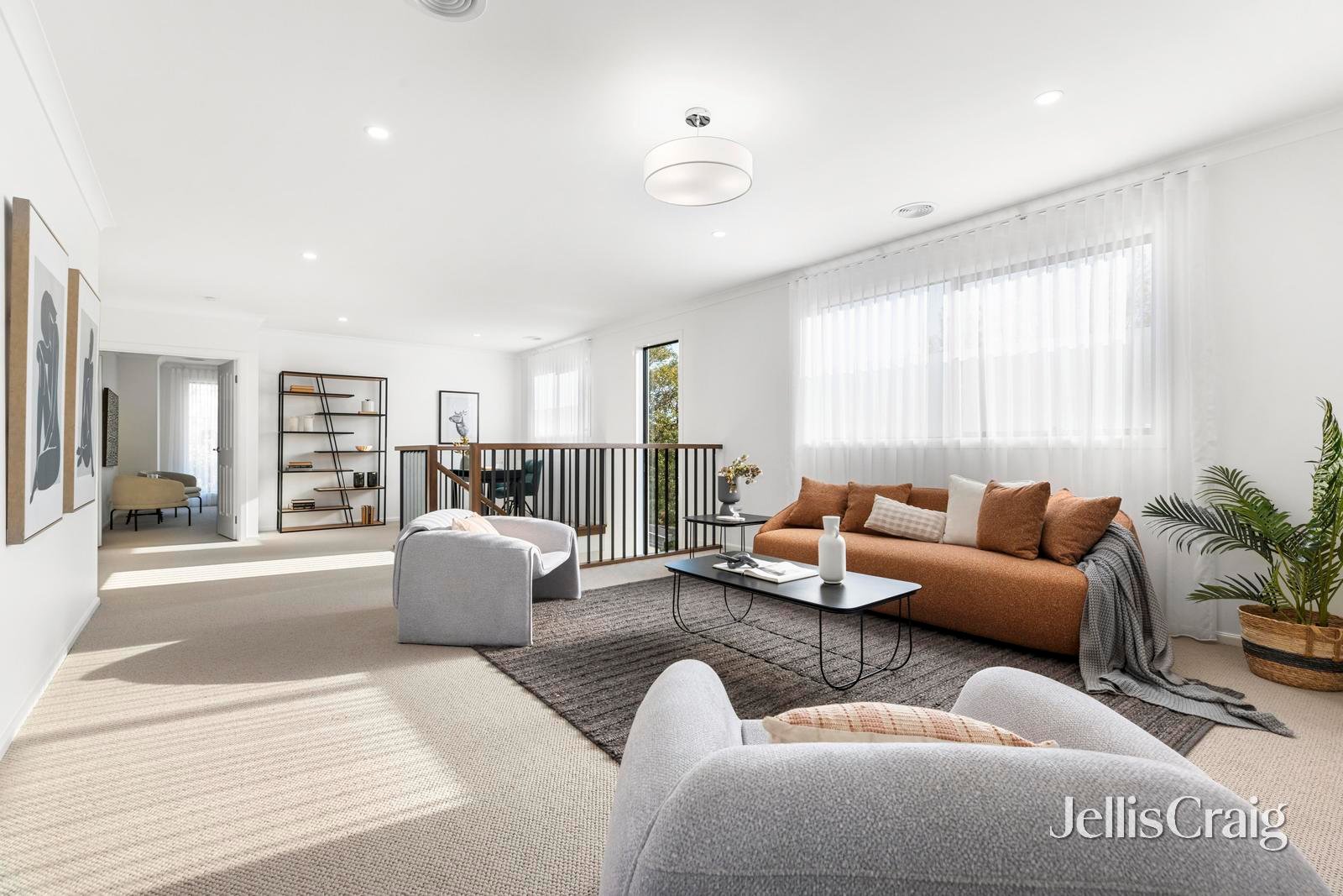 13 Catherine Avenue, Mount&nbsp;Waverley image 8