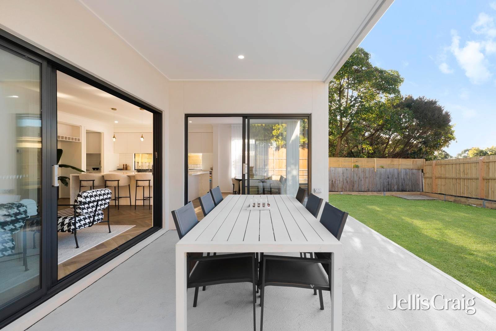 13 Catherine Avenue, Mount&nbsp;Waverley image 13