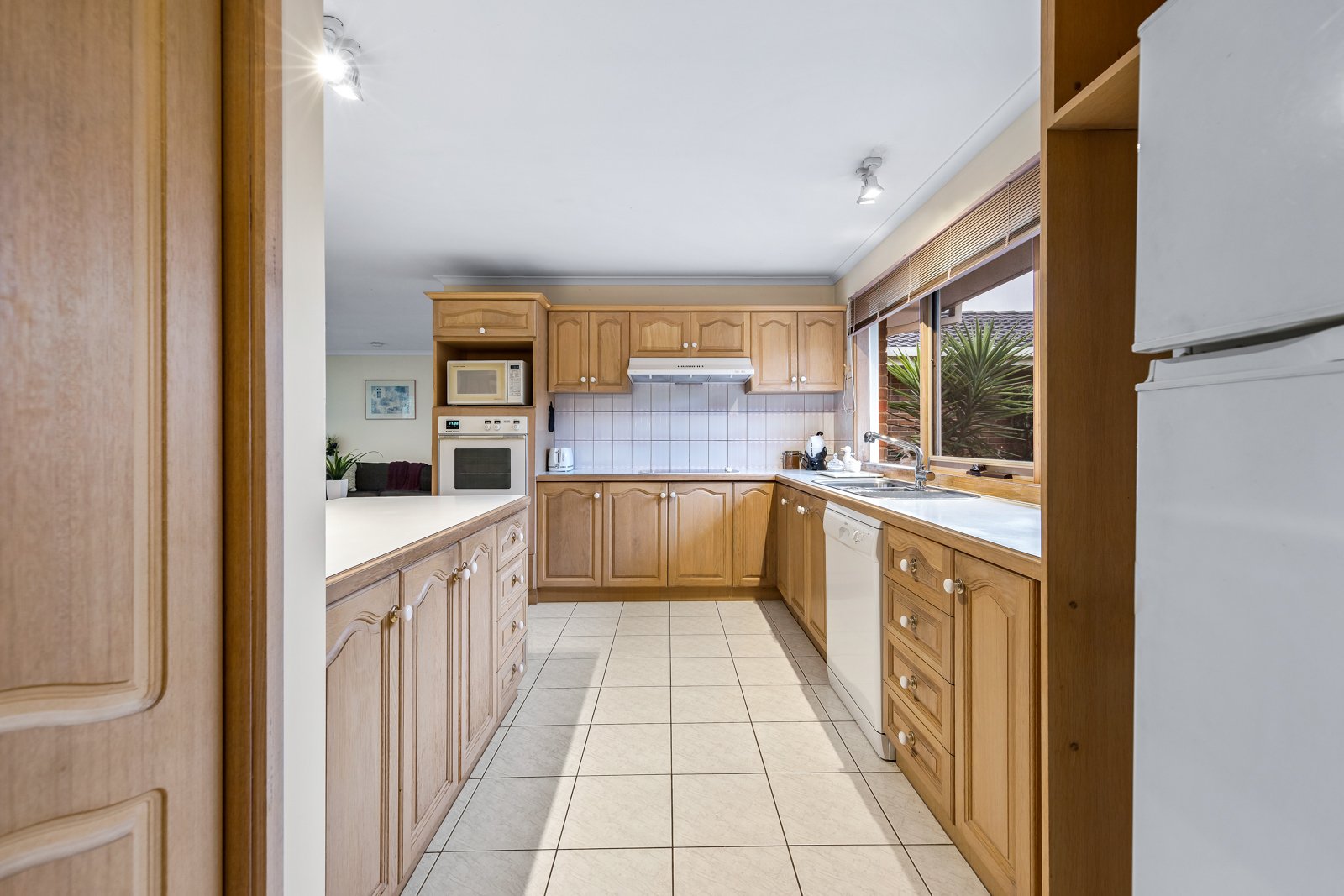 13 Chappell Drive, Wantirna South image 7