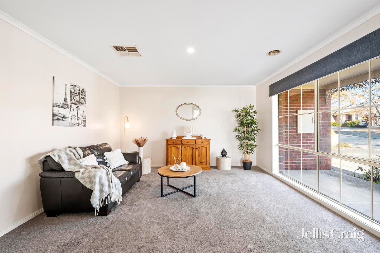 13 Chester Street, Lilydale image 3