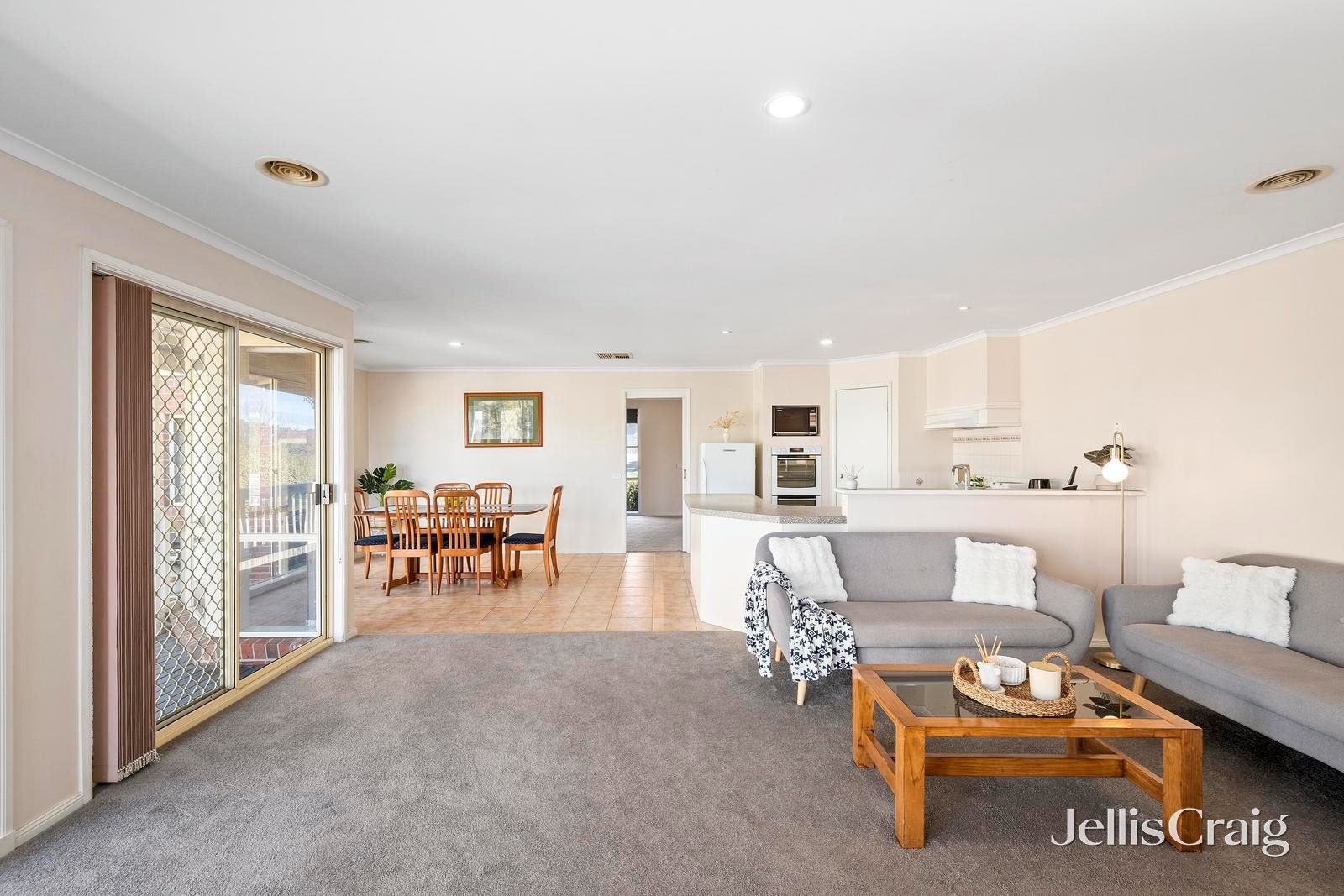13 Chester Street, Lilydale image 9