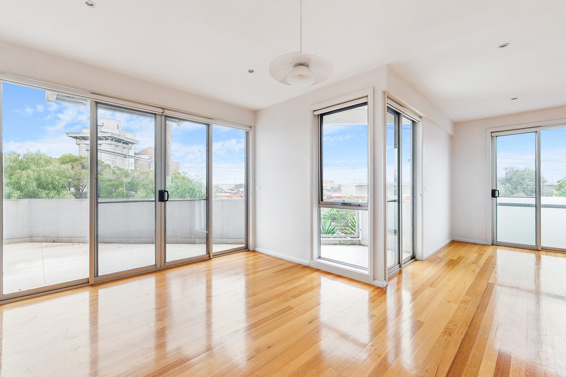 13 Childers Street, Kensington image 3