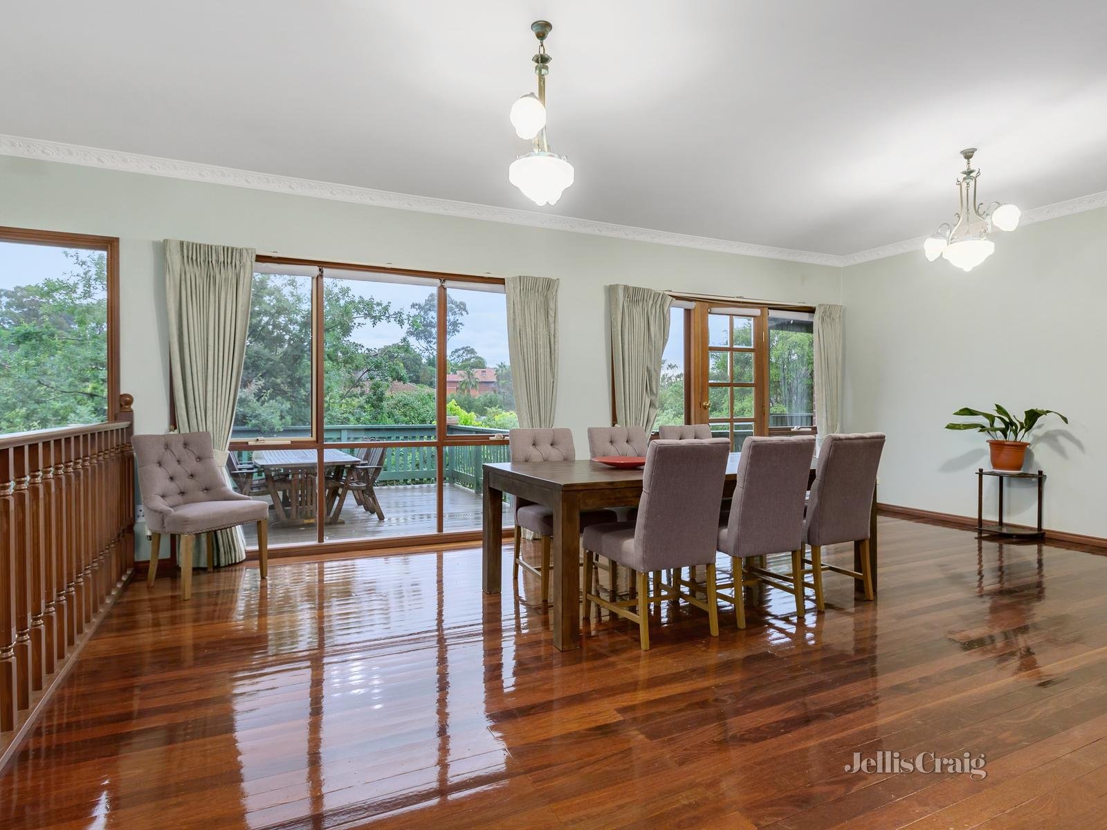 13 Chippendale Court, Templestowe image 4