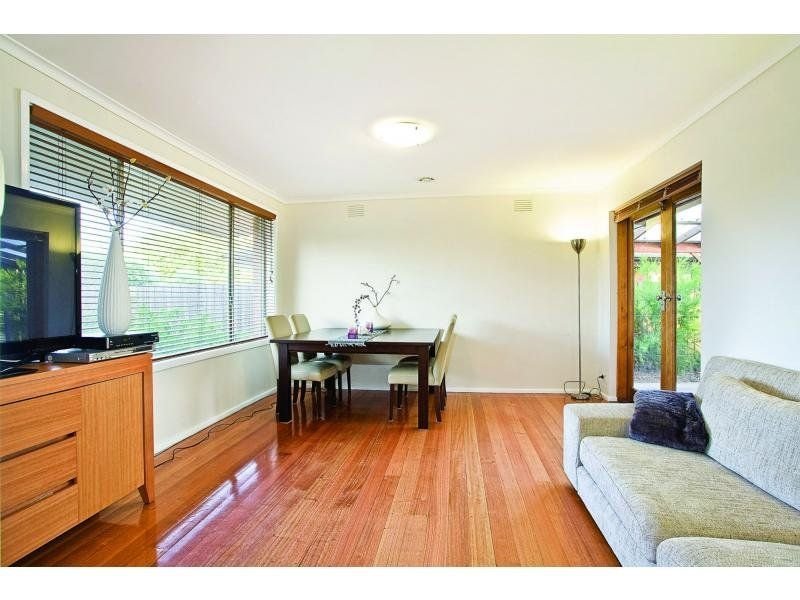 13 Chorley Avenue, Altona image 2