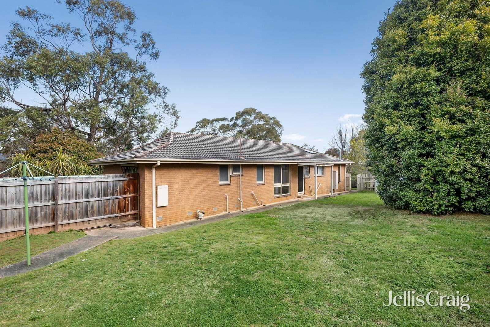 13 Churchill Drive, Mooroolbark image 11