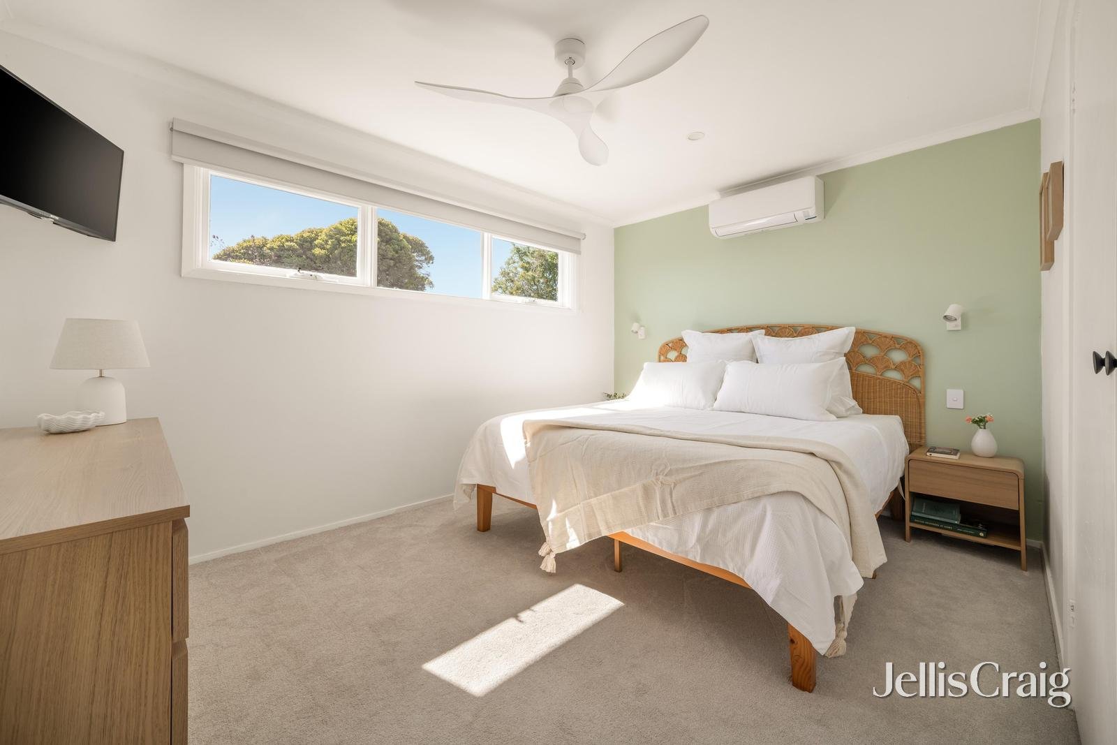 1/3 Clare Street, Parkdale image 9