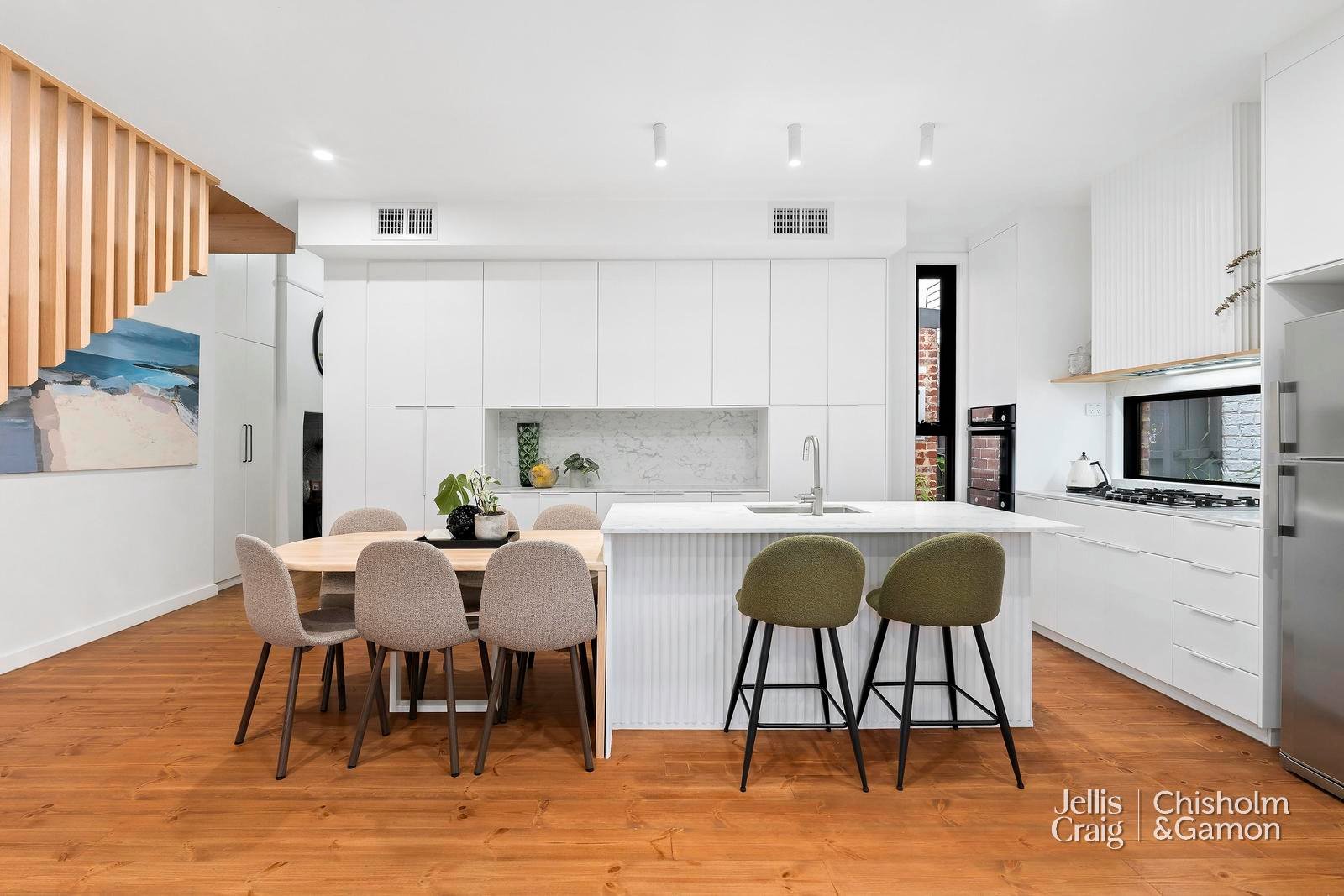 13 Clarke Street, Elwood image 2